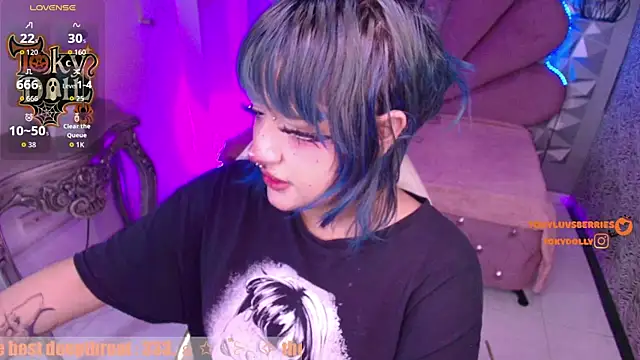 toky_doll webcam