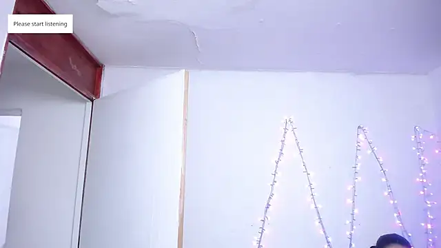 Nicol_Love0 webcam
