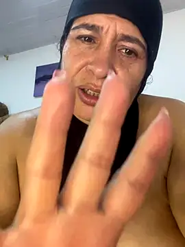 Naughty_mommy
