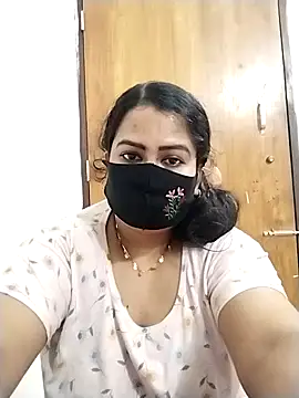 Anamika-38 webcam