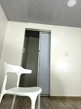 Webcam Model (dirty_mistress_69)  is live.Free join now!