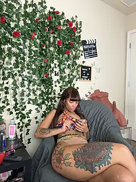 Webcam Model (butterflybootyy)  is live.Free join now!