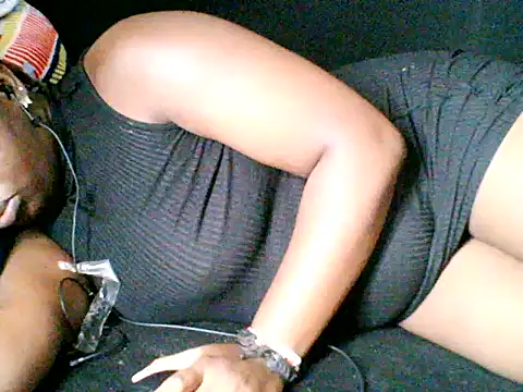  smileyboobs1 chat room