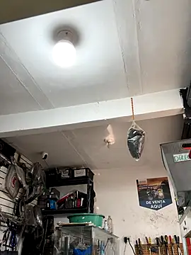 paul22cm- - Paul22cm-'s free webcam - UK Sex Cams