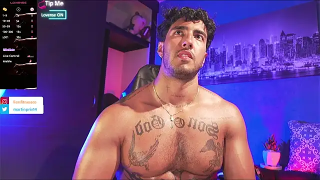 jacob_martins (M young) - make me VIBRATE lovens is ON BUZZ ME