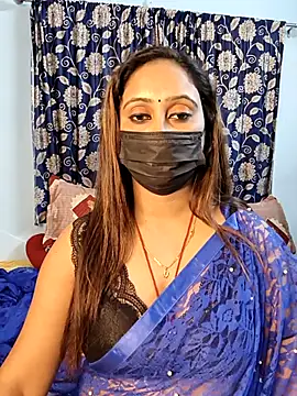 Webcam Model (Cute-lusi)  is live.Free join now!