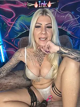 Tata-Ink's Stripchat show and profile