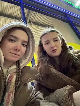 bambi_lu Live Webcam on Stripchat