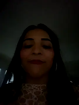 Webcam Model (Rosa_25x)  is live.Free join now!