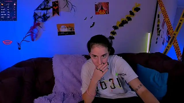 khloebeauty - Khloebeauty's free webcam - UK Sex Cams