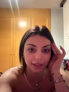 Noeliagglow's Profile Image