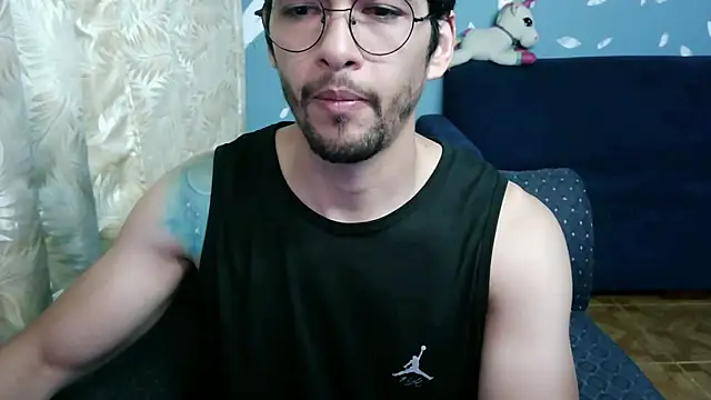 ponzothc live cam screenshot male from Colombia on ReplayHer – Replays, Highlights & Live Cams