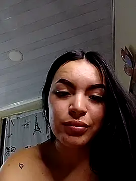 Webcam Model (Nuvi_jonhs)  is live.Free join now!