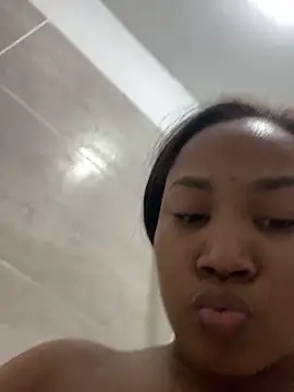 Webcam Model (Karol_sexy23)  is live.Free join now!