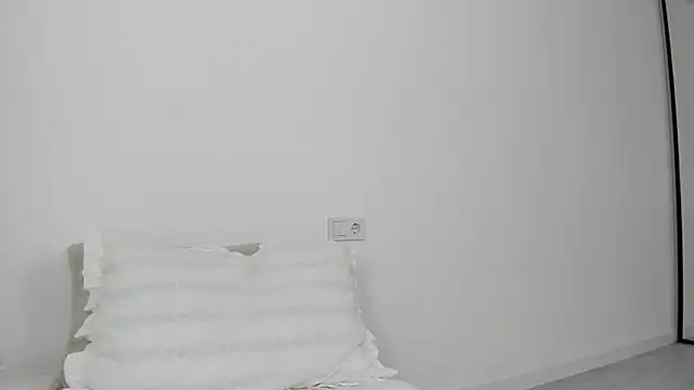 sweet-bb (F young) - hey :)stripdance