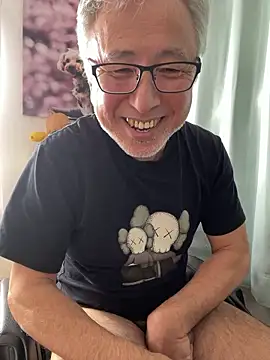 gholly2007 live show on StripChat 