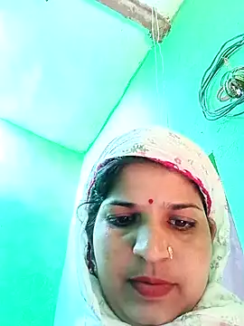 Webcam Model (Karishma_cute)  is live.Free join now!