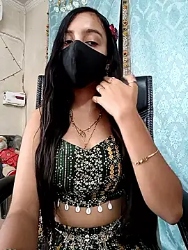 Webcam Model (Parinaaz18)  is live.Free join now!