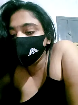 Webcam Model (lasyalovely123456)  is live.Free join now!