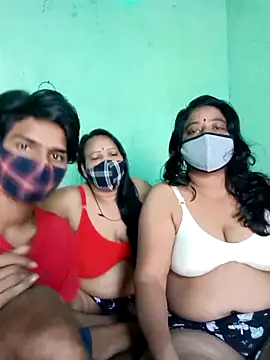 online nude webcam LoveOnStream