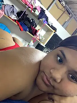 roooou18 (F teen) - Me meto mi juguete