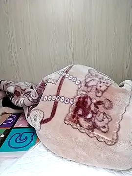 Webcam Model (milk_babyy)  is live.Free join now!