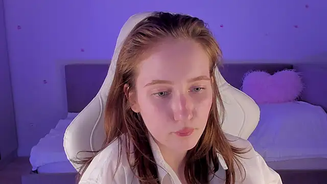 Live sex cam di CrystalSoul_