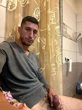 gionnytav (M young) - Mi masturbo per 5 minuti