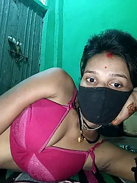 Webcam Model (Hoty_girl_143)  is live.Free join now!