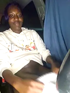 Webcam Model (oliviaprettypussy)  is live.Free join now!