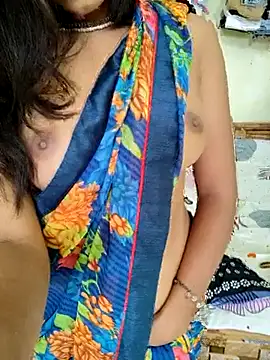 Webcam Model (Meenakshi_)  is live.Free join now!