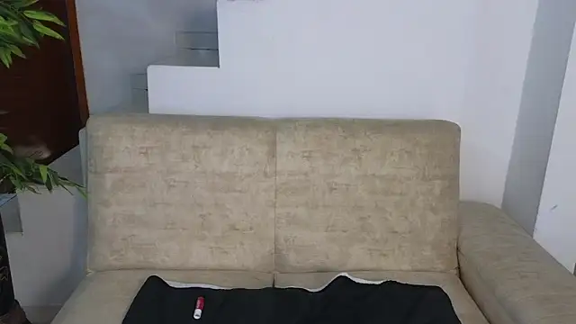  Lorenne_Miller chat room