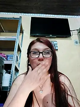 Webcam Model (MaruMoon69)  is live.Free join now!