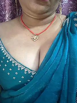 Webcam Model (Ritasingh-0461)  is live.Free join now!