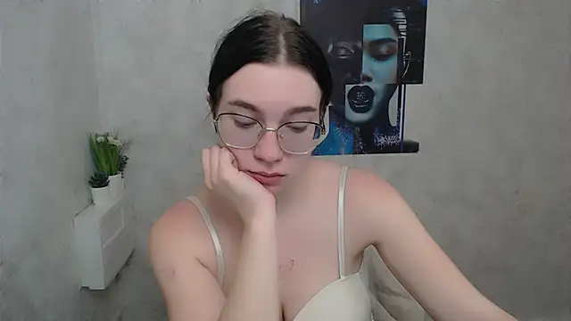 mirababe_ - MiraBabe_'s free webcam