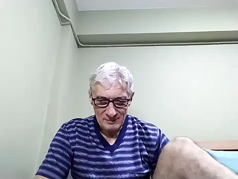 Preview of biguncuthardcock