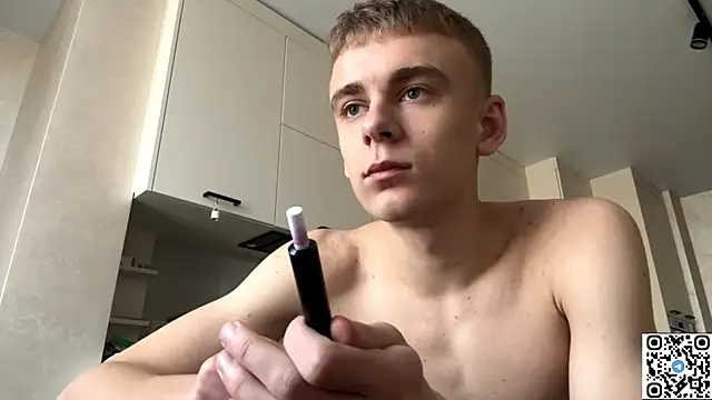 echowraith Live Webcam on Stripchat