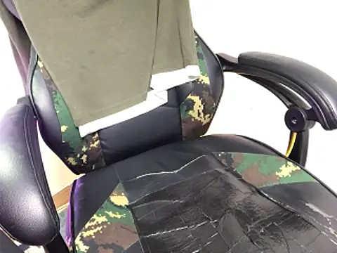 layneinchains (M young) - OIL BODY