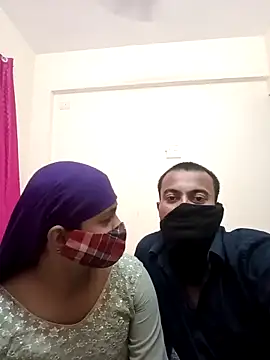 desi_katta_09 (Ask my age) - Dance in public