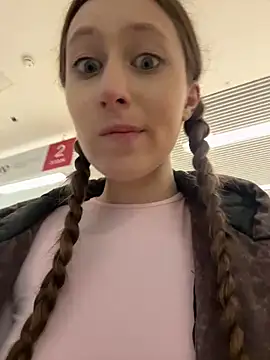 FroggyAnna live show on StripChat 