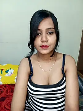 Miss-Riyasingh webcam
