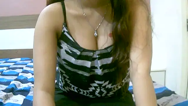 ragini_m_m_s (F teen) - ice cream massage on pussy