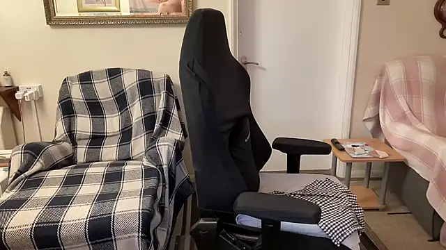 cutaboverest (M grandpa) - #balds #cam2cam #cheap-privates #gays #grandpas #hd #masturbation #medium #recordable-publics #striptease #top #uk-models #white