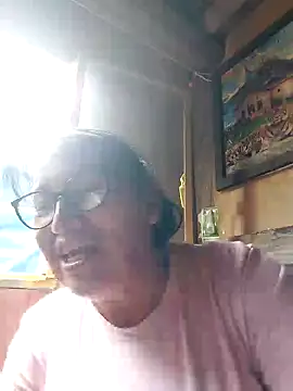 Webcam Model (clarita_01)  is live.Free join now!