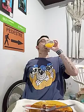 dinho_carioca (Ask my age) - Cumshot 1