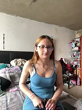 Webcam Model (imariahot)  is live.Free join now!