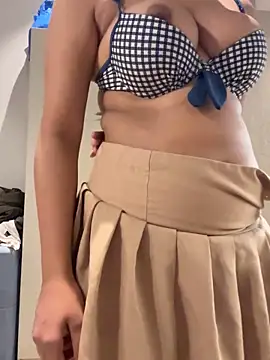 ScarletAss's Stripchat show and profile