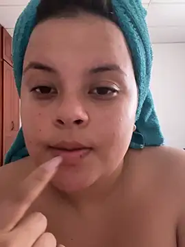 HannaaG live cam screenshot female on Wobip – Live Webcams, Clips & GIFs