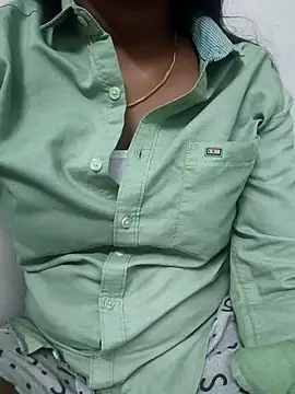 Webcam Model (Tamilmallu-duskygirl03)  is live.Free join now!