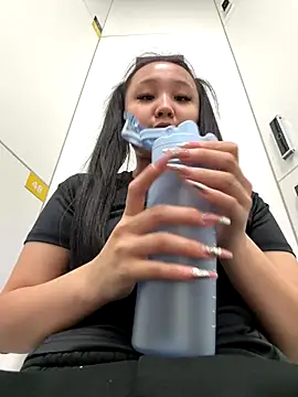 Webcam Model (KissMeEva)  is live.Free join now!